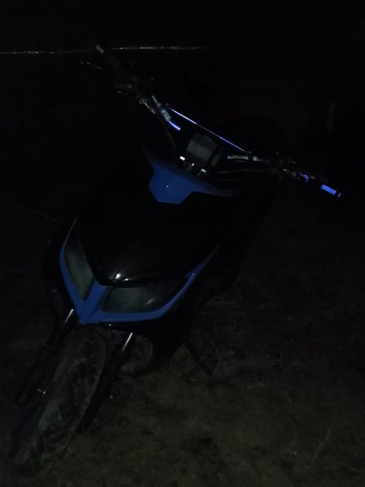 Продам скутер м8 150 кубов