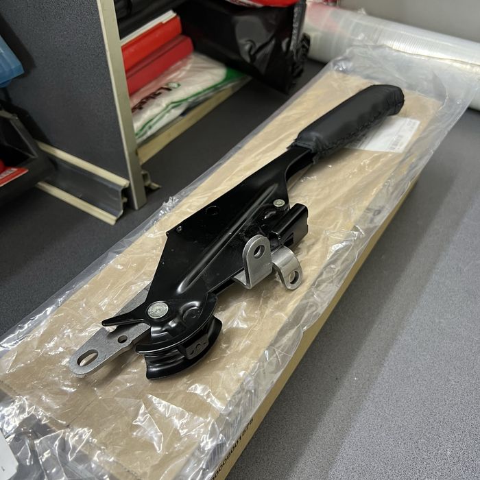 Новый ориг рычаг ручника bmw e34 e32 бмв е34 е32