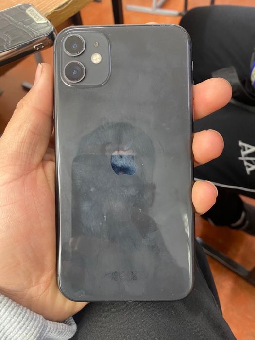 Айфон 11 с коробкой