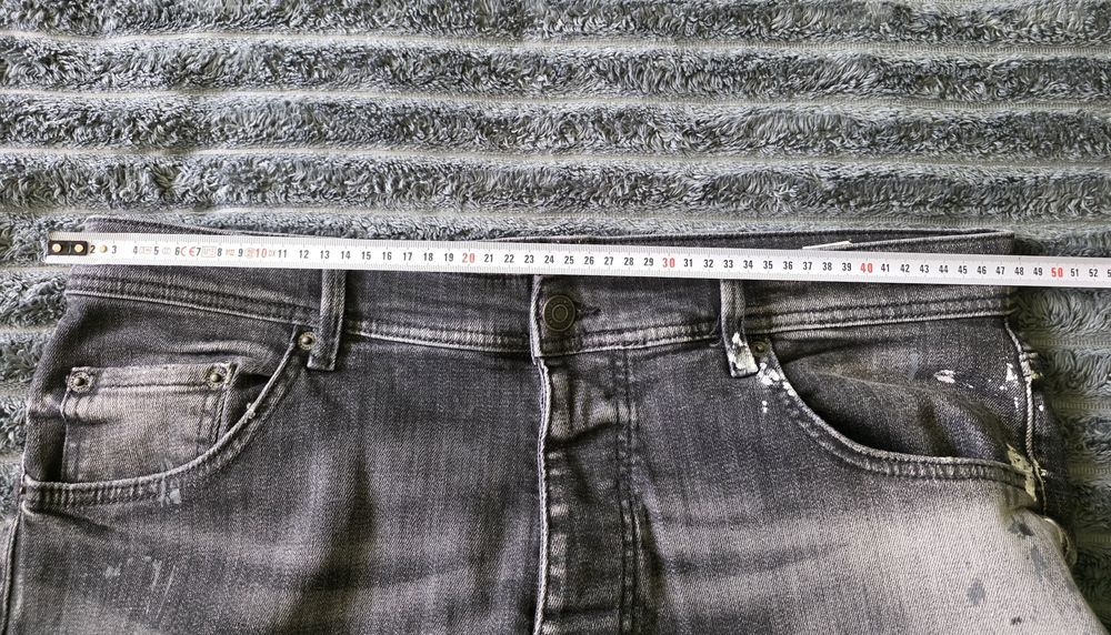 Blugi Zara Man marimea 36