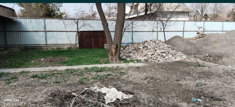 Продам участок в Янгиюльском районе