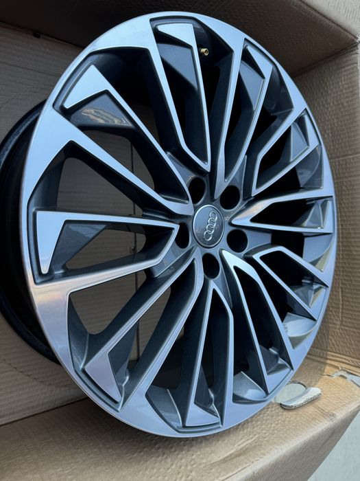 Ауди джанти 19 цола ( А5, А6 А7 )