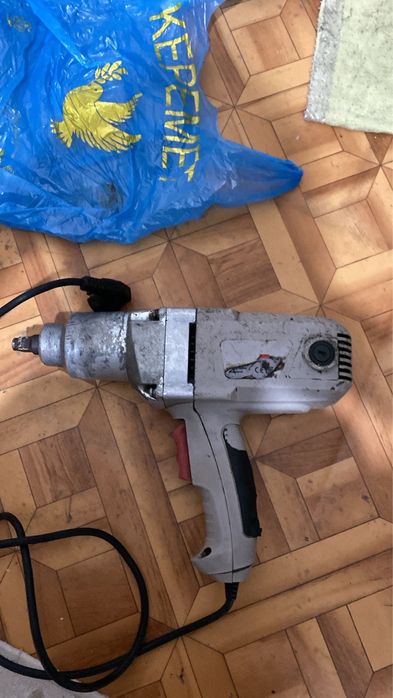 Продам электроиструменты рабочие !