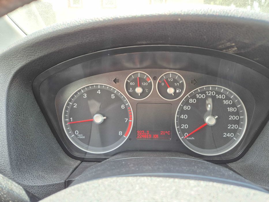 FORD Focus 2007 — imagine 5