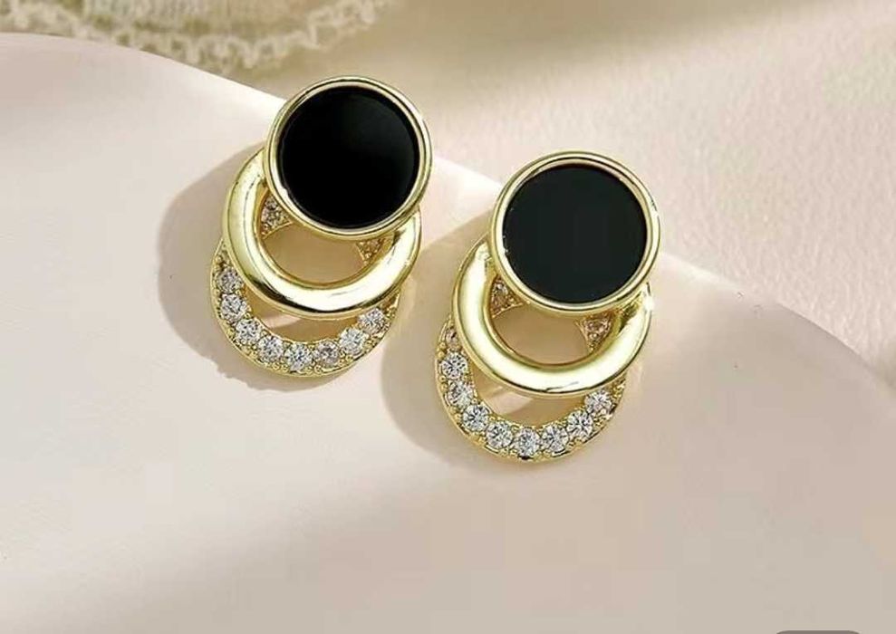 Сережки гвозди 890