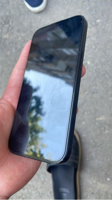 iphone 15,128гб,емкость