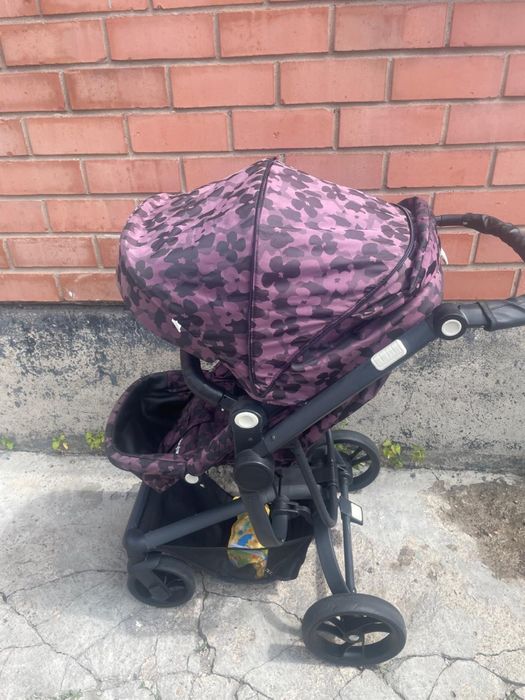 Отличная коляска для малышей