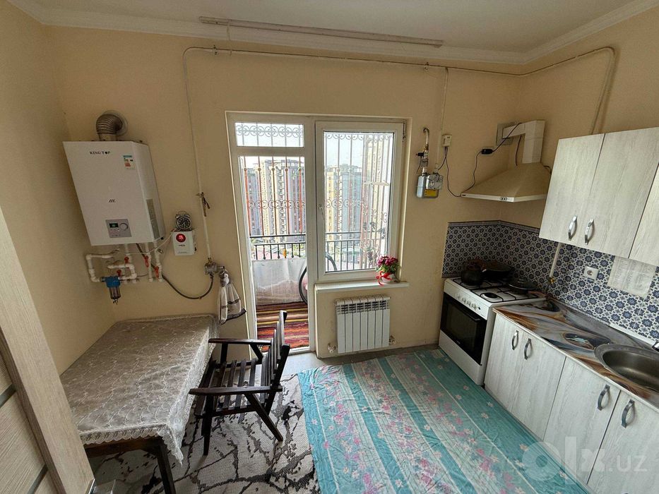 MAKLERSIZ, Qorasuv-1 da 123-dom zudlik bilan 2xonali uy sotiladi, 64м²