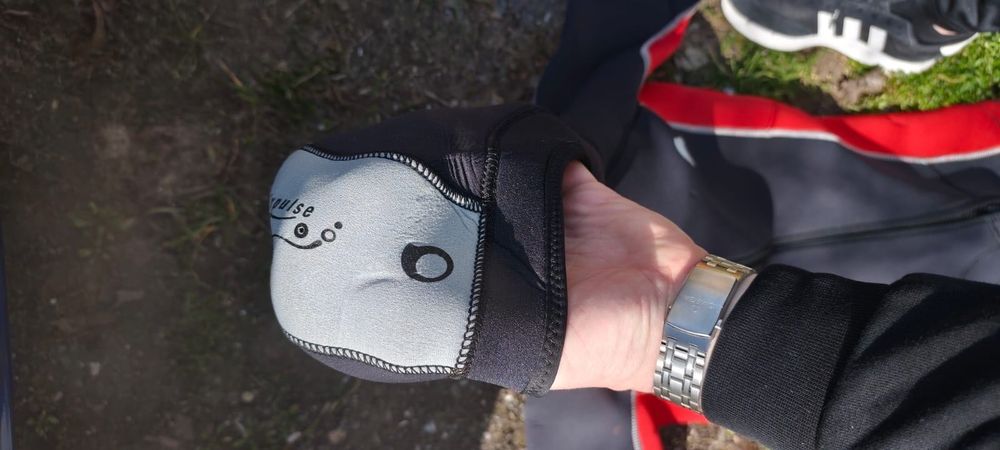 Costum de neopren de scufundări