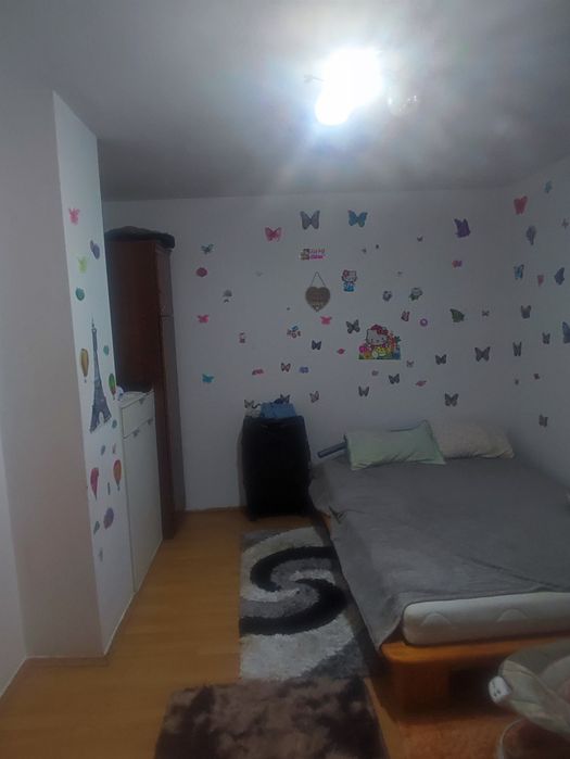 vind garsoneră 30 mp