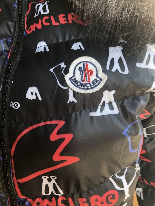Яке Moncler късо