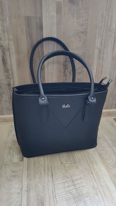 Дамска кожена чанта