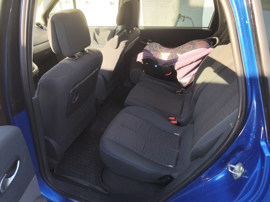 Vând Renault Scenic 2