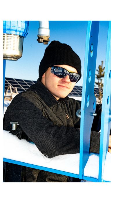 Портретный фотограф.