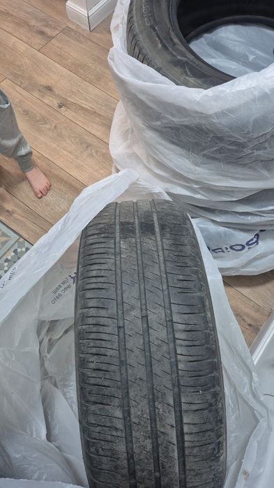 Продам шины б/у 4 шт