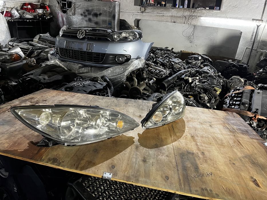 Фары передние камри 35 б/у оригинал