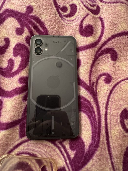 Продам Nothing Phone (1)
