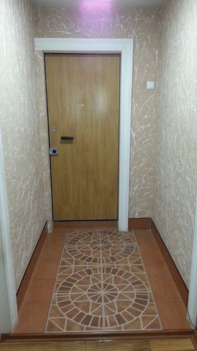 Срочно продается 3ком квартира на 3этаже. Ори-ир  напротив Хамкорбанка