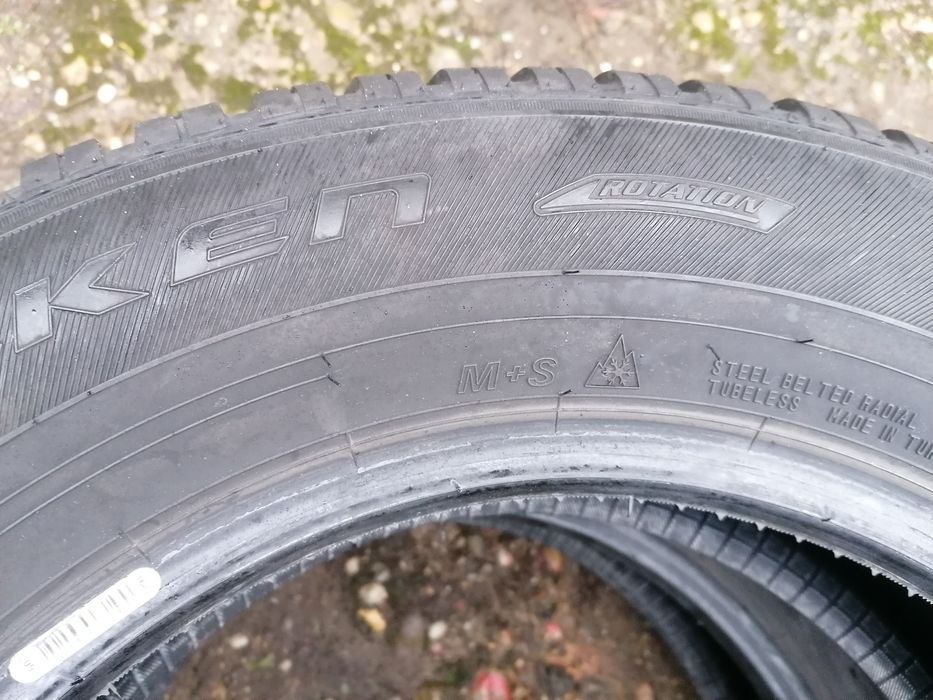 Vând cauciucuri iarna