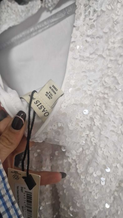 Бяла пайетена рокля Oasis