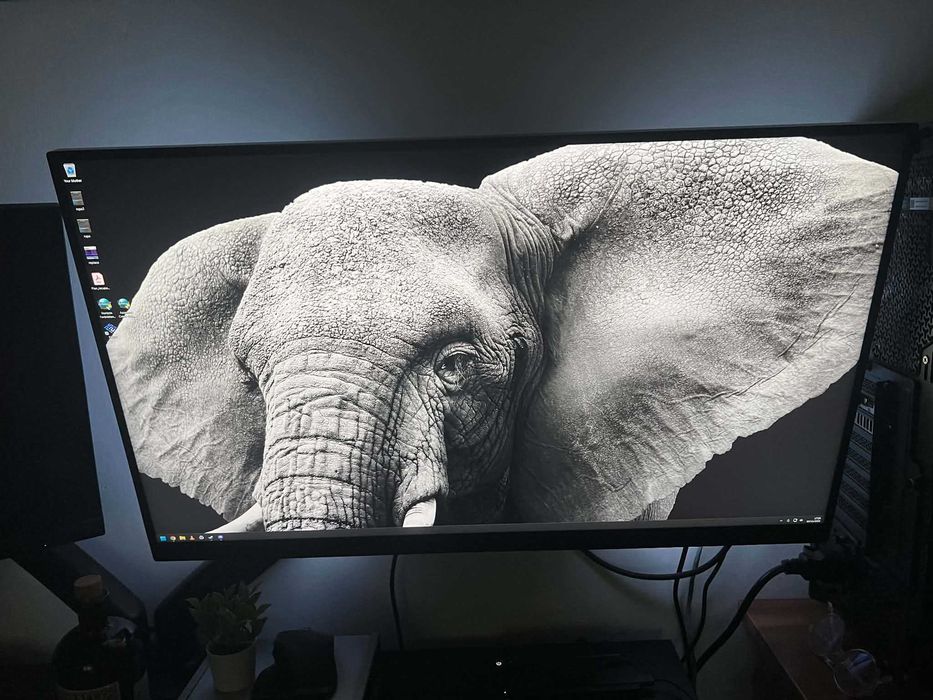 Monitor Gaming IPS LED LG 31.5" 32GR93U-B, UHD (3840 x 2160), HDMI, DisplayPort, 144 Hz, 1 ms (Negru)