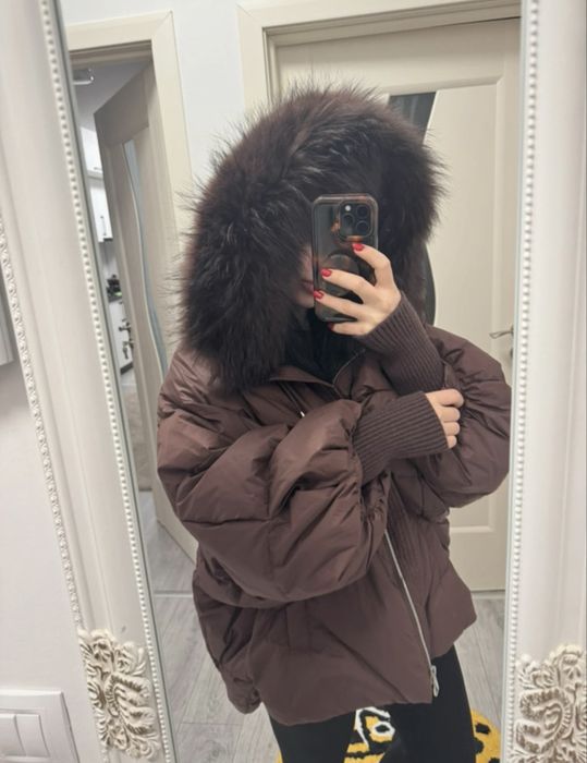 Geca din puf si blana natura de raton