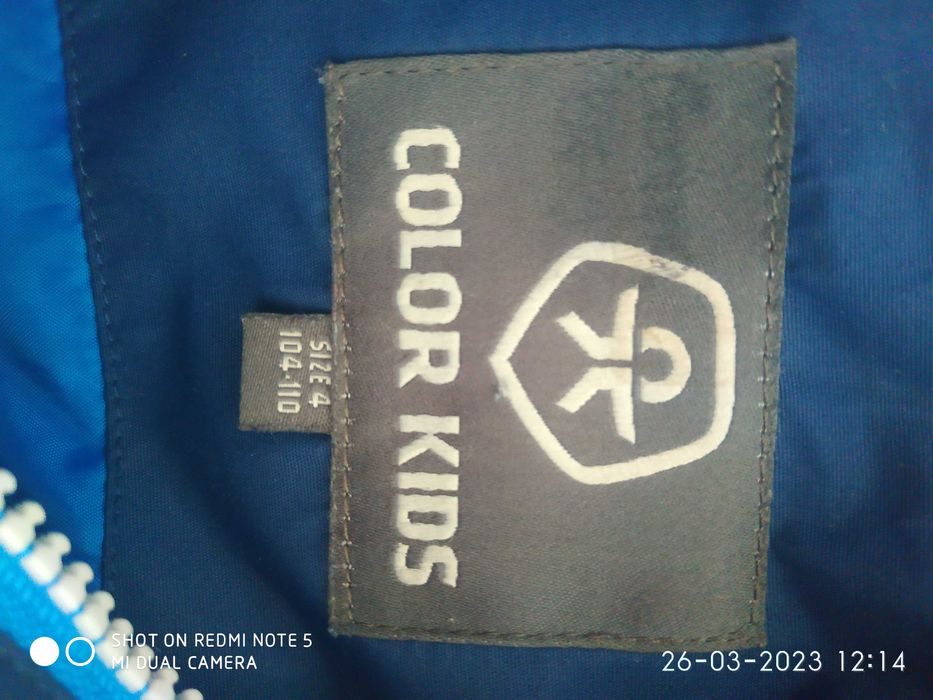 Продам ветровки на мальчика