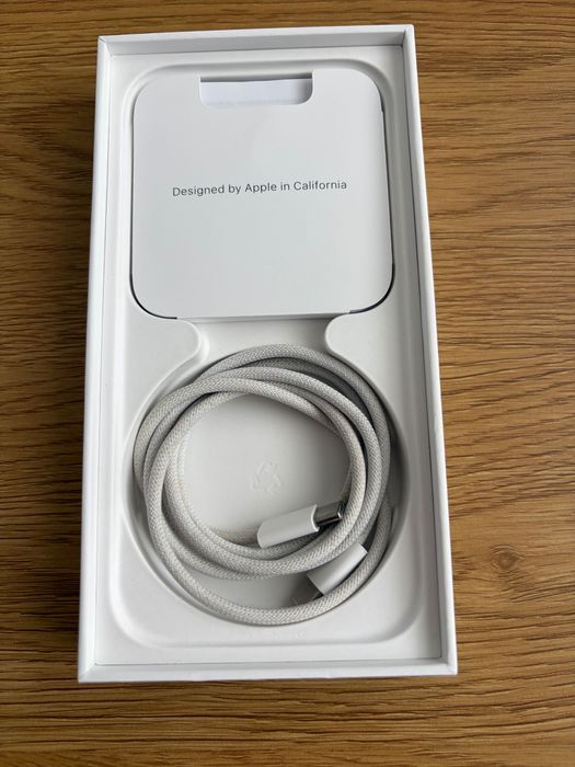 Iphone 15 100%funțional