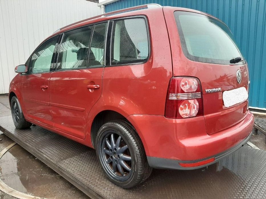 Aripa stanga spate Volkswagen Touran 2008 Hatchback 2.0 tdi