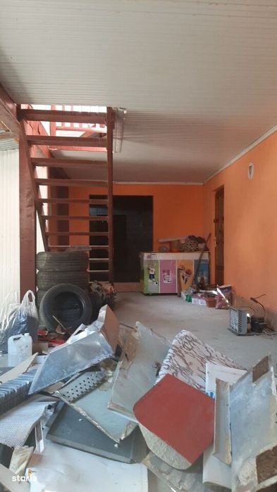 PROPRIETAR-Vand casa cu teren Lapos  (Darmanesti)