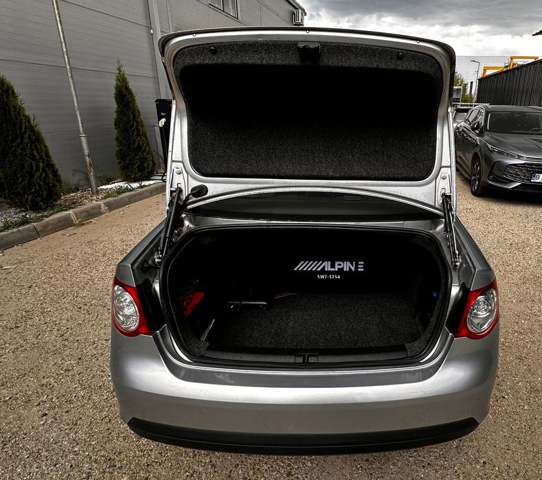 Volkswagen Jetta VW Jetta - 2010 -1.6 TDI