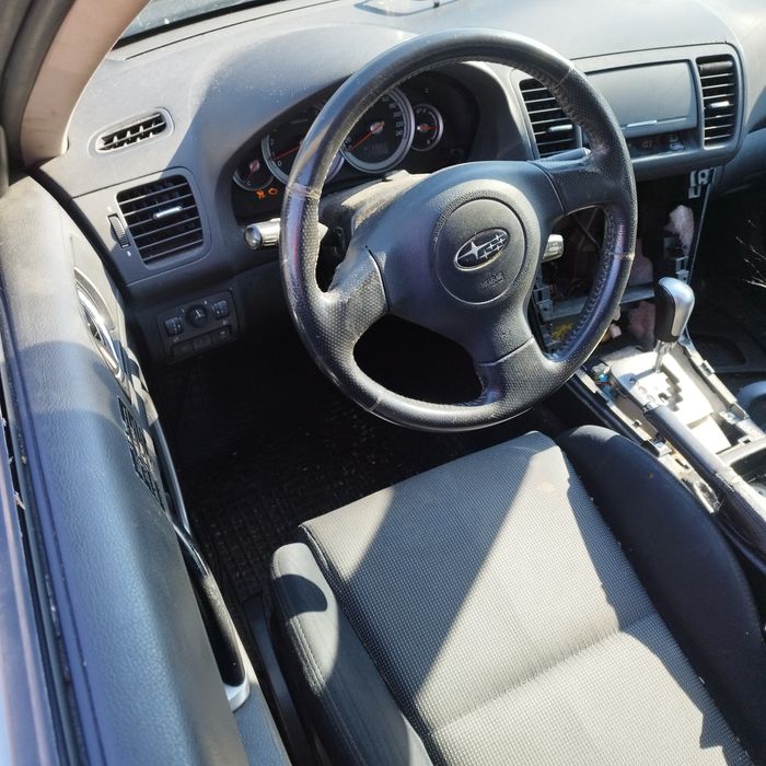 Субару легаси 2.0 3.0