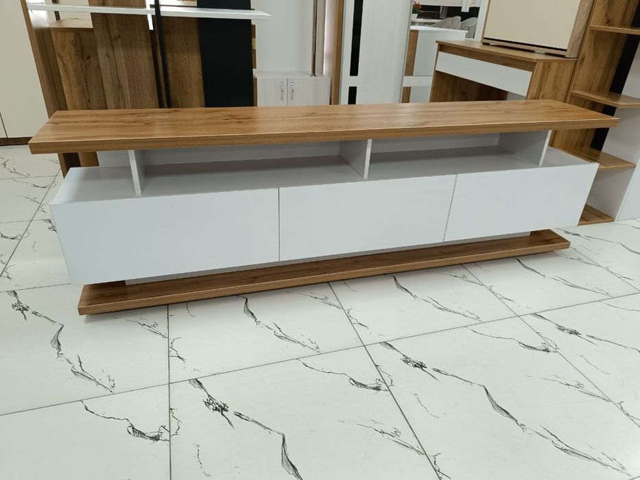 Та тумба под телевизор по акции