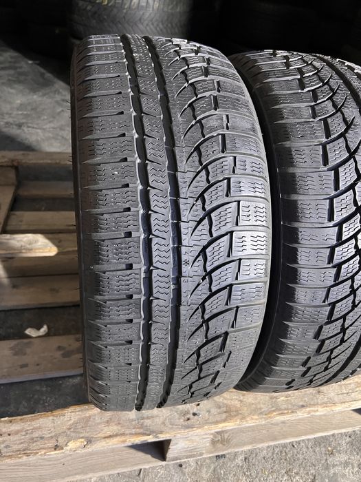 2 anvelope iarna 215/40/17 , Nokian , 6.8 mm