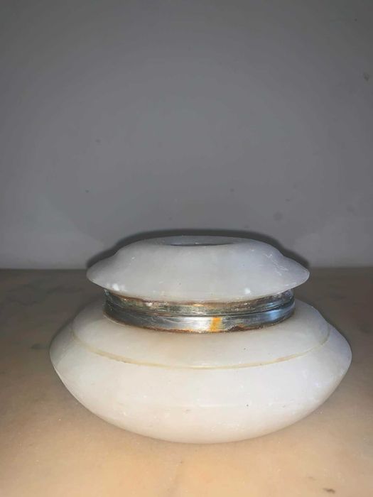 Caseta de bijuteri din piatra alba Alabastru