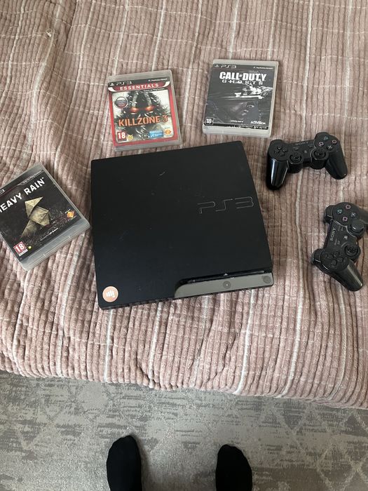 Продам ps3 хорошым состояние