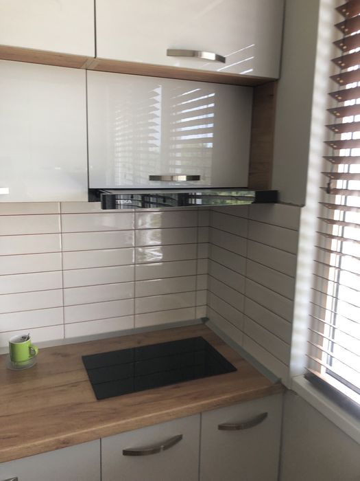 Дава се под наем