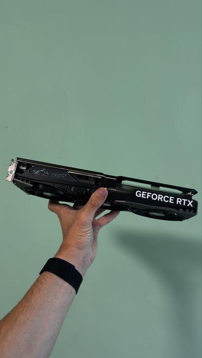 Видеокарта MSI Gaming x Slim 4070 super