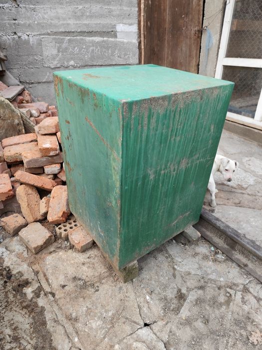 Огнеопирна каса..