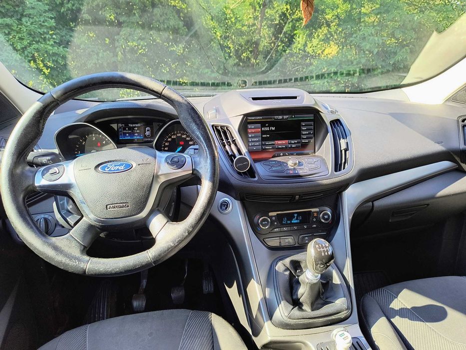 FORD Kuga 2016 — imagine 4