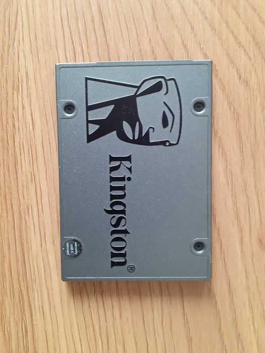 Vând Ssd Kingston 240 GB
