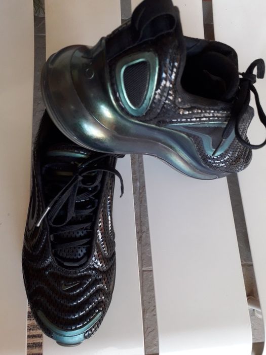 Унисекс маратонки 40,5 Nike air max 720