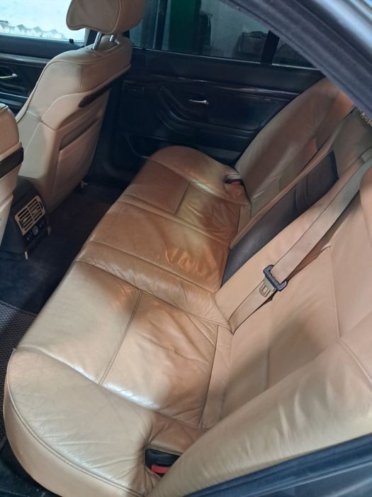 Продам сиденья бмв