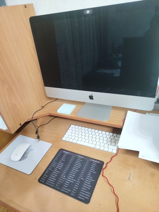 Продаю iMac 2018 года