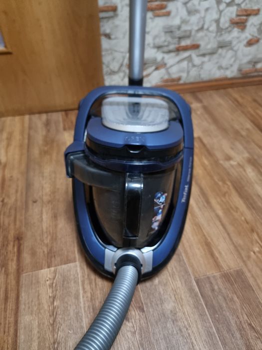 Продам пылесос Tefal