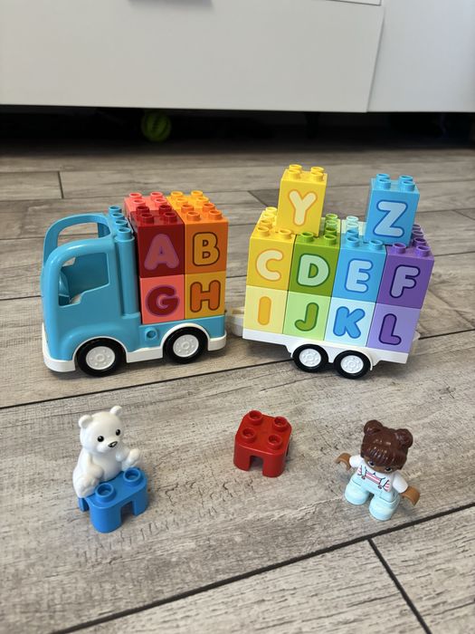 LEGO: Грузовик «Алфавит» DUPLO 10915
