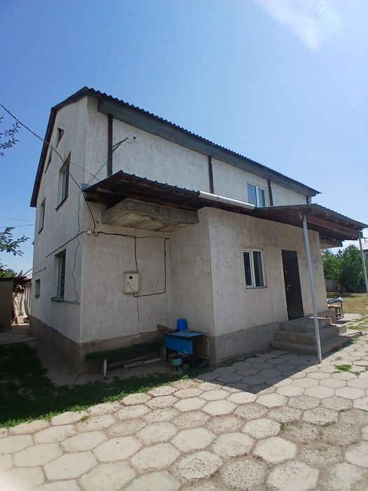 Продам дом 2-х этажный