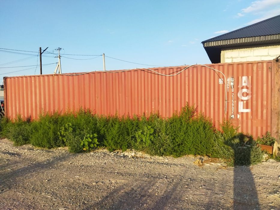 Контейнер половина жилой