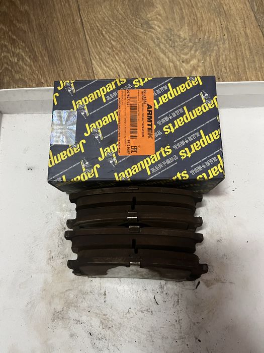 Тормозные колодки Прадо 150