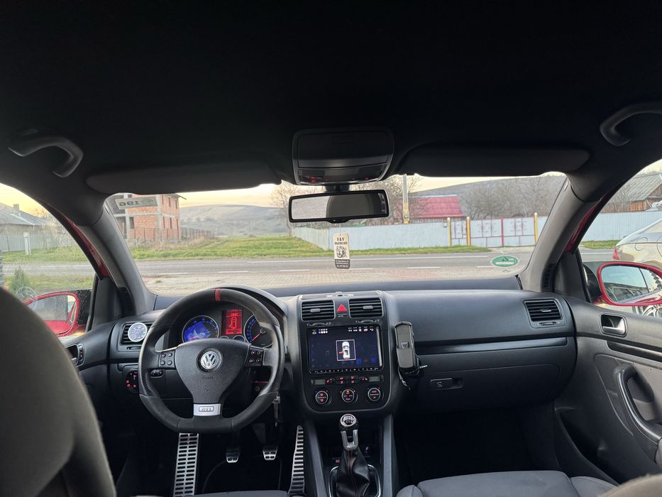 Vand Golf 5 GTI (260 + CP )